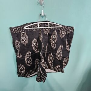 Knox Rose Black and Cream Patterned Blouse